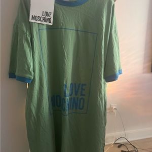 LOvE moschino shirt dress